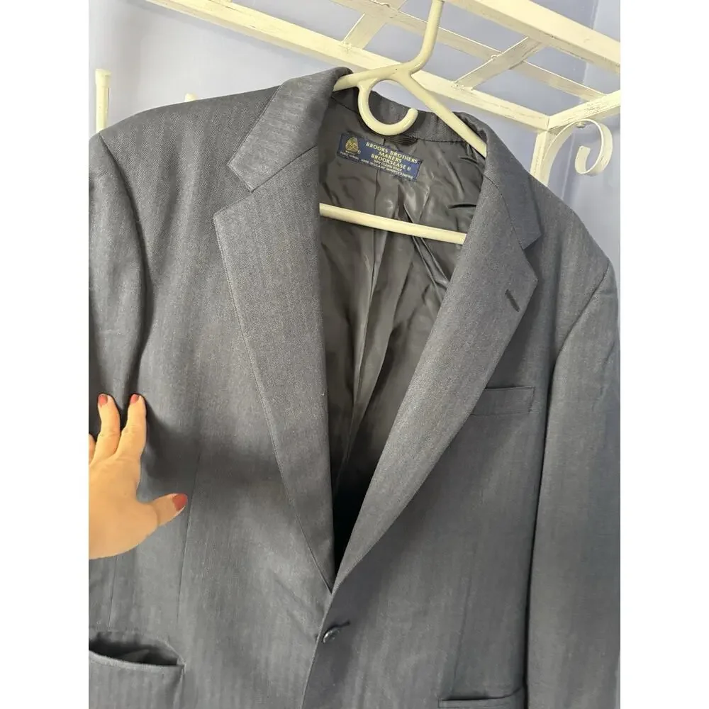 Brooks Brothers Men's 100% Wool Blazer Two Button Size 38R Sport Coat